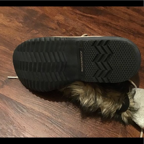 Sorel Joan of Artic Waterproof Snow Boots - Picture 4 of 4